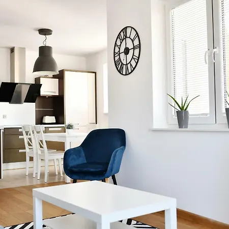 Navigator-portowa 28 شقة *