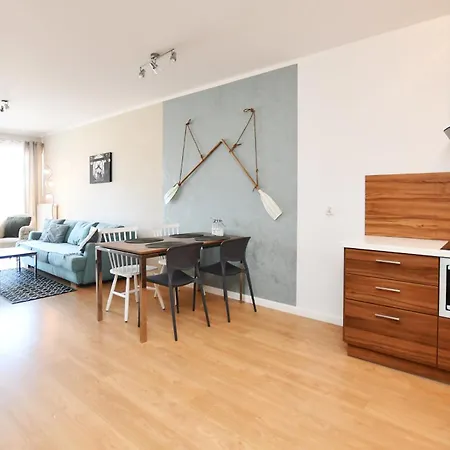 Navigator-portowa 28