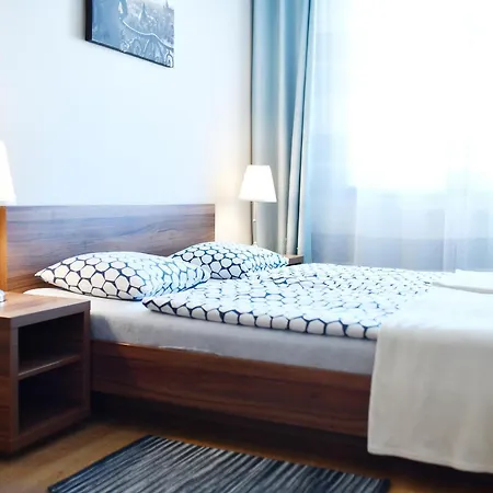 Daire Navigator-portowa 28 *