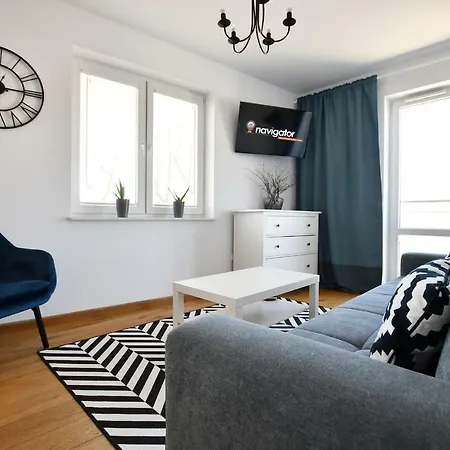 Apartment Navigator-portowa 28 *