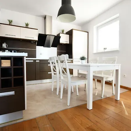 Navigator-portowa 28 Apartment *